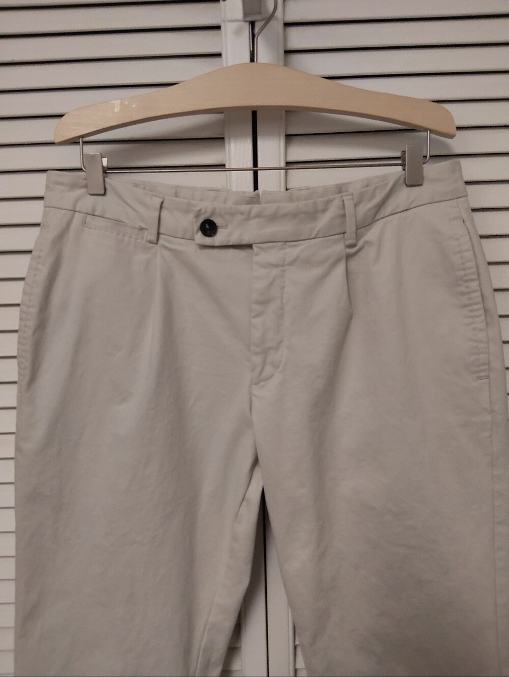 Boss Men's Light Beige Slim Chinos - Picture 3 of 8